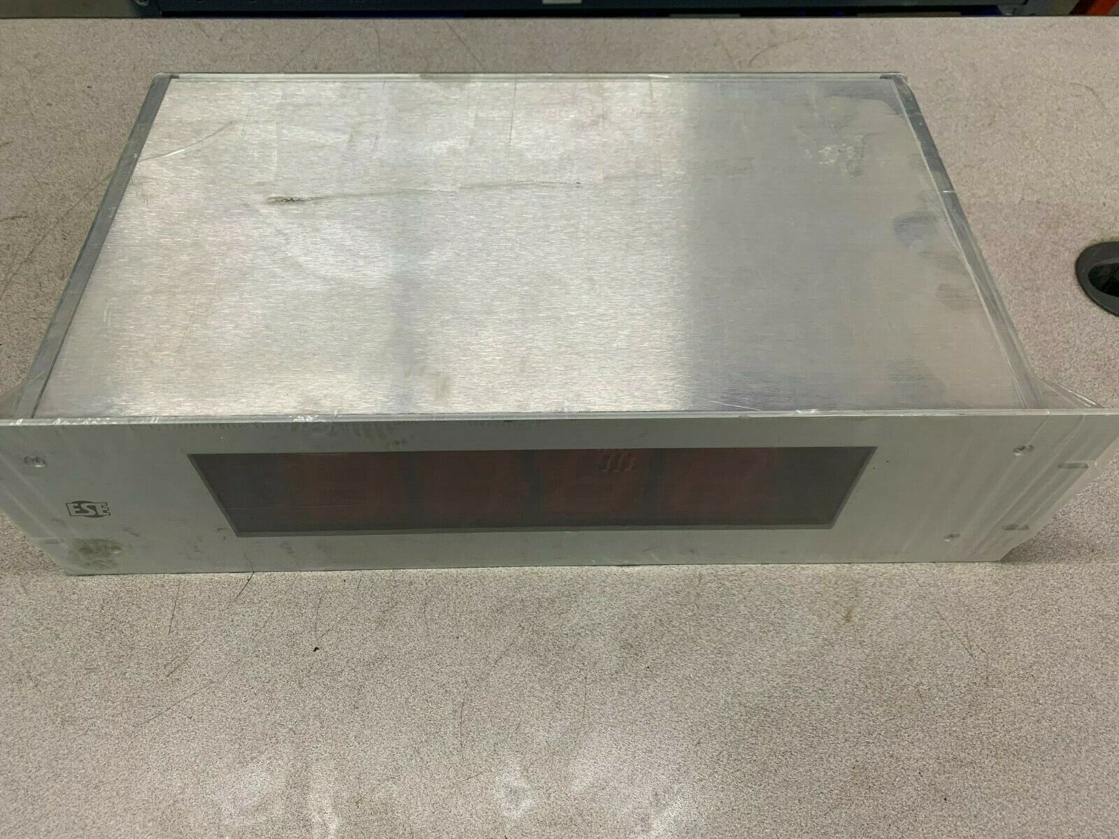 USED ESE DISPLAY COUNTER ES-590AP