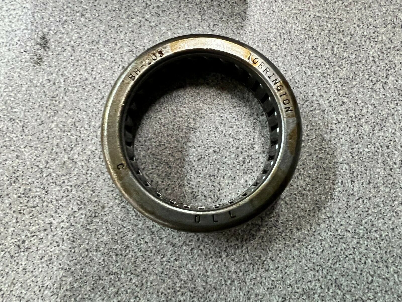 NEW IN BOX SKF AXEL SHAFT BEARING BH208