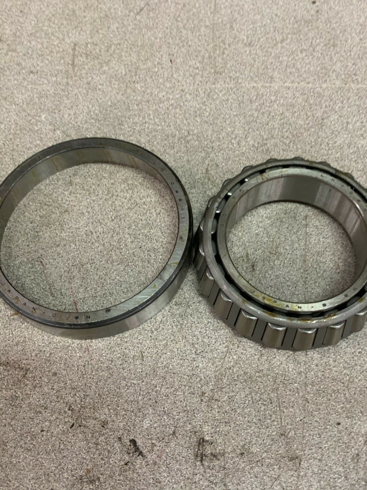 NEW NO BOX BOWER TAPERED ROLLER BEARING LM104949 WITH LM104911 RACE