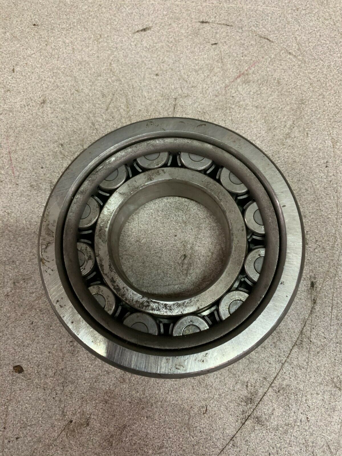 NEW NO BOX NSK 311 ROLLER BEARING NUP311