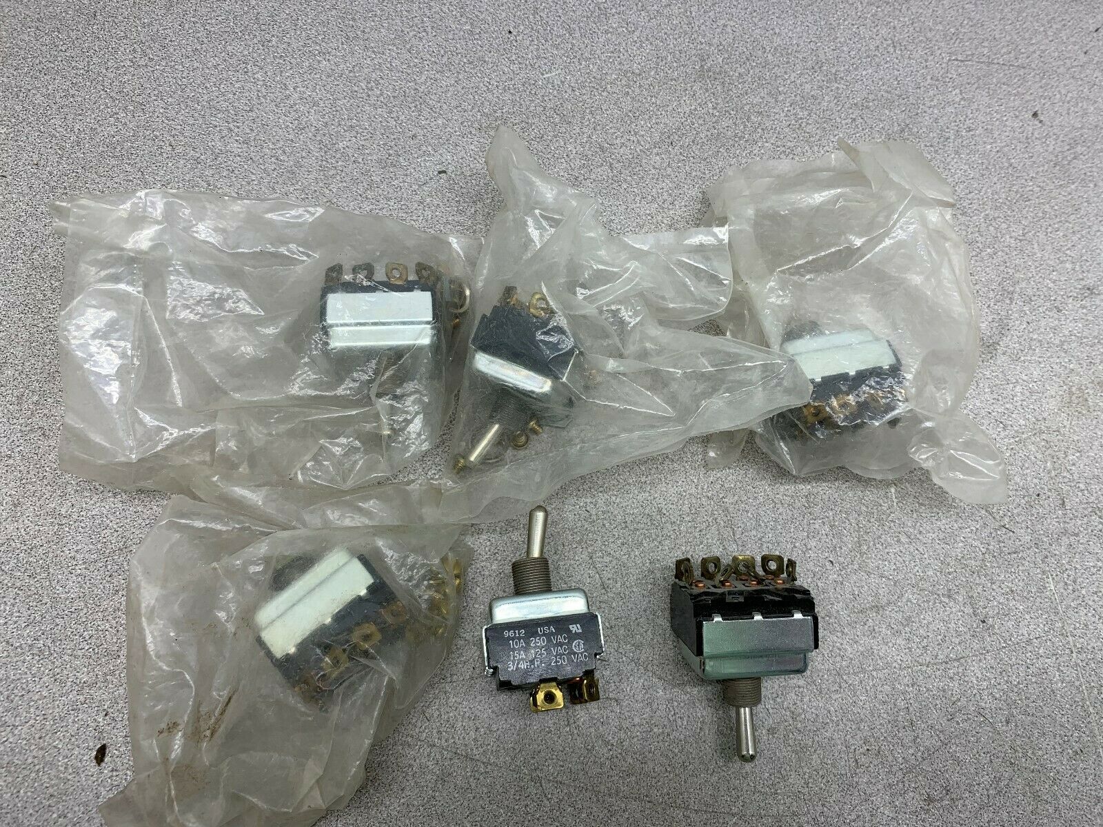 LOT OF 6 NEW NO BOX CUTLER HAMMER SWITCH 10A250VAC