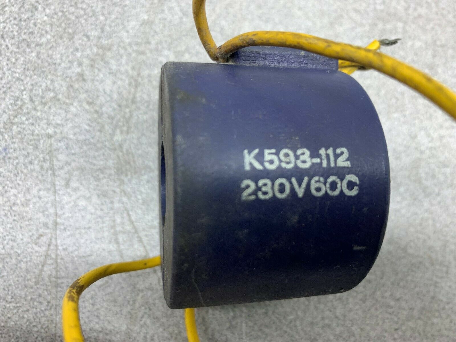 NEW NO BOX PARKER COIL K593-112