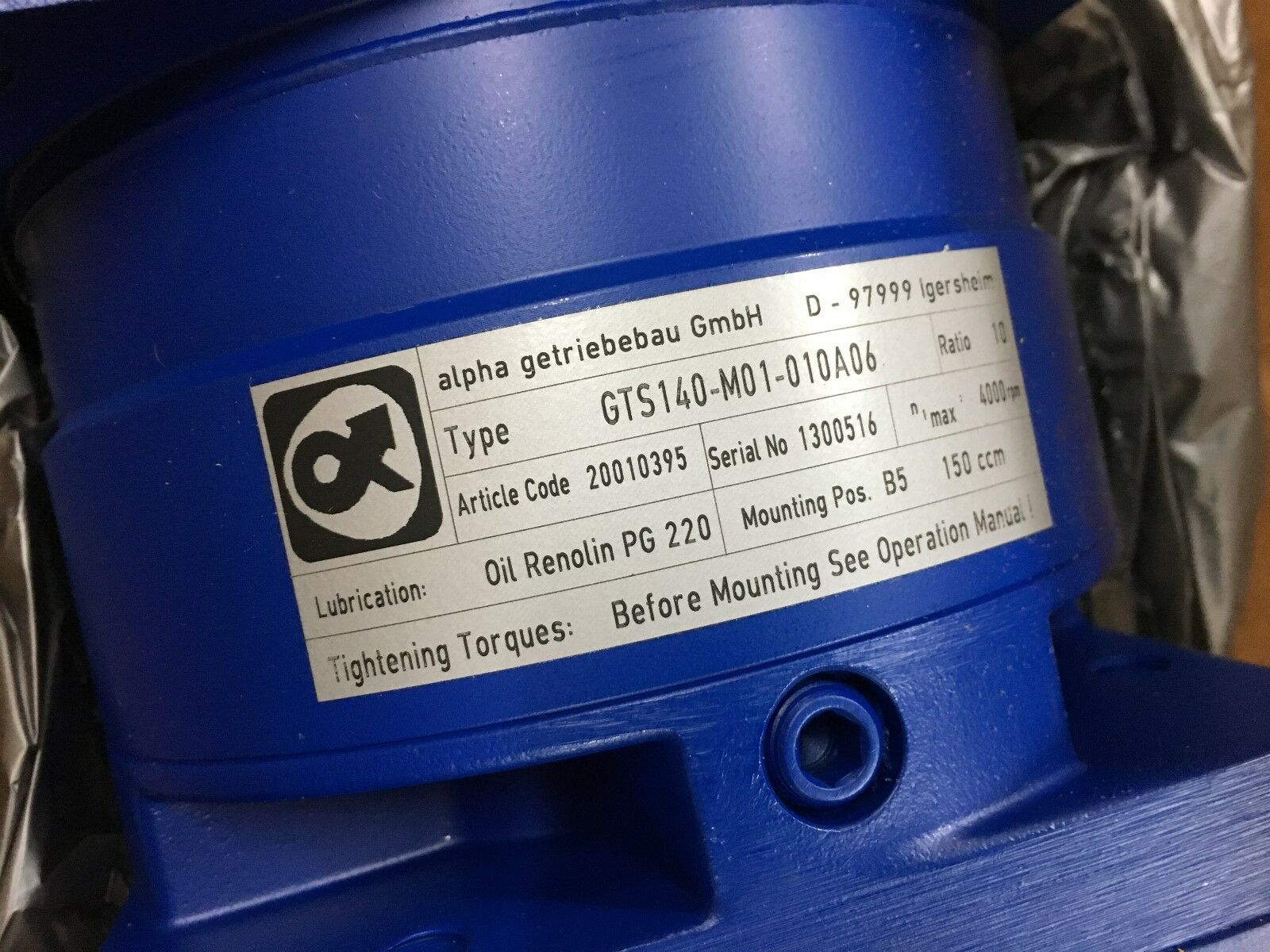 NEW IN BOX REXROTH SERVO MOTOR MDD090A-N-030-N2L-110GB0 WITH GTS140-M01-010A06