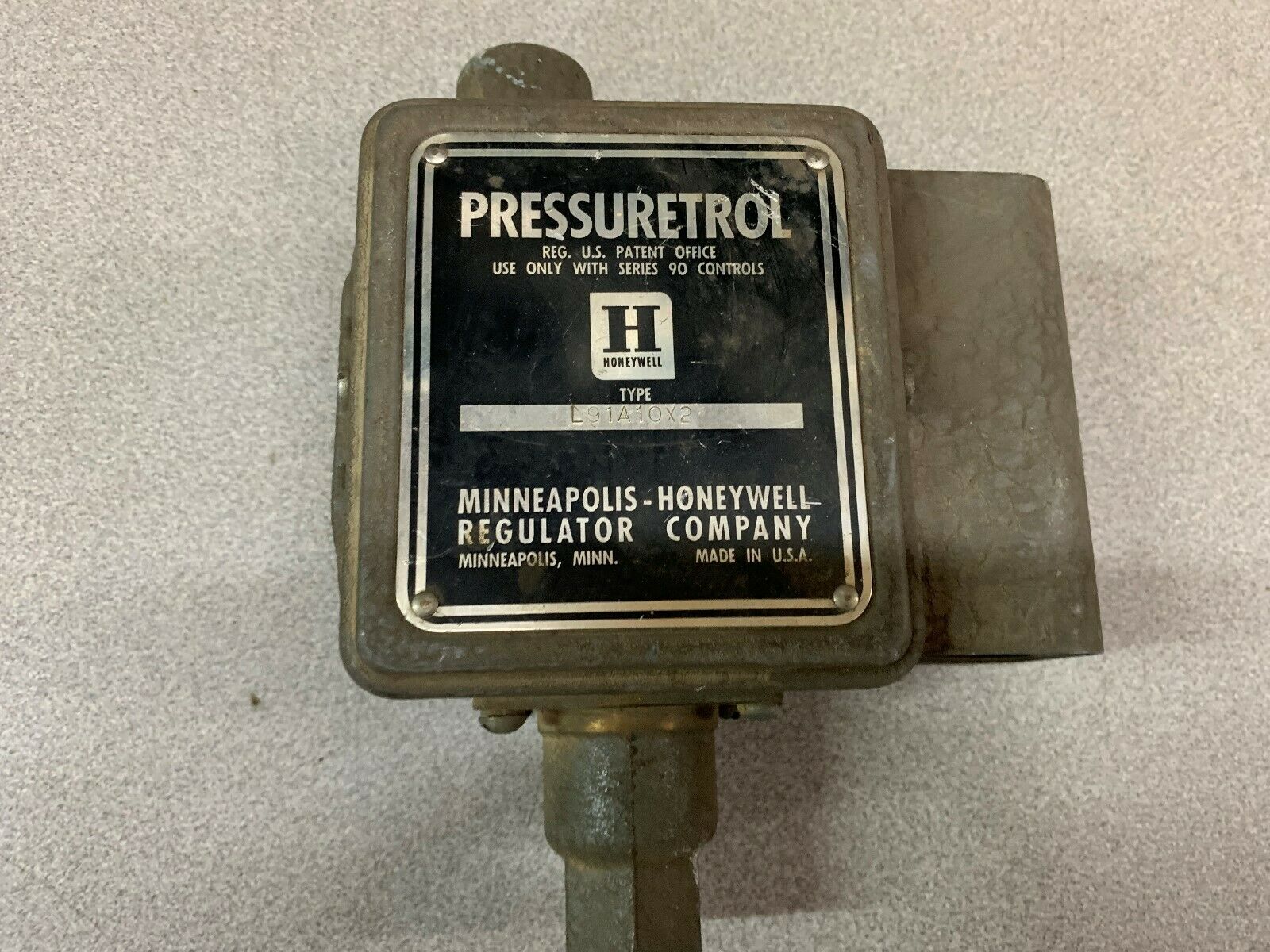 USED HONEYWELL REGULATOR L91A10X2