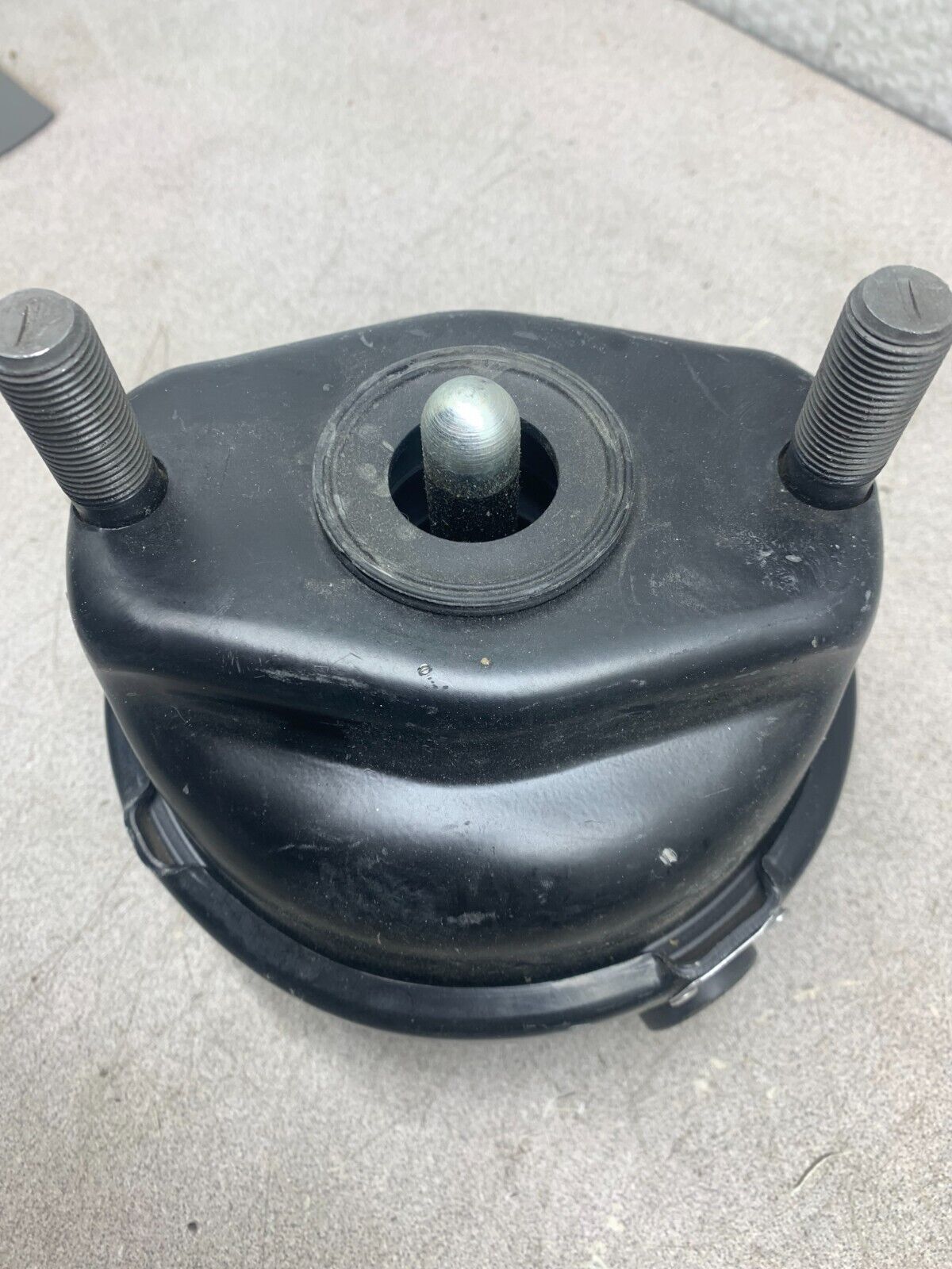 NEW NO BOX KNORR BREMSE II39374F BRAKE CHAMBER BS3336