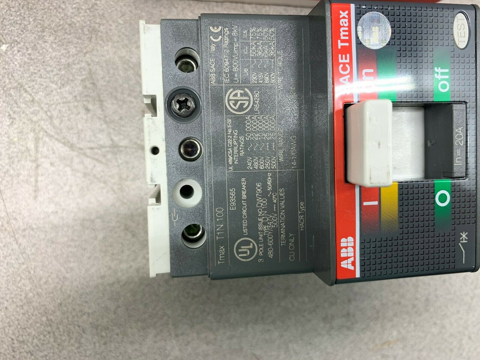 NEW IN BOX ABB BREAKER 1SDA061800R1