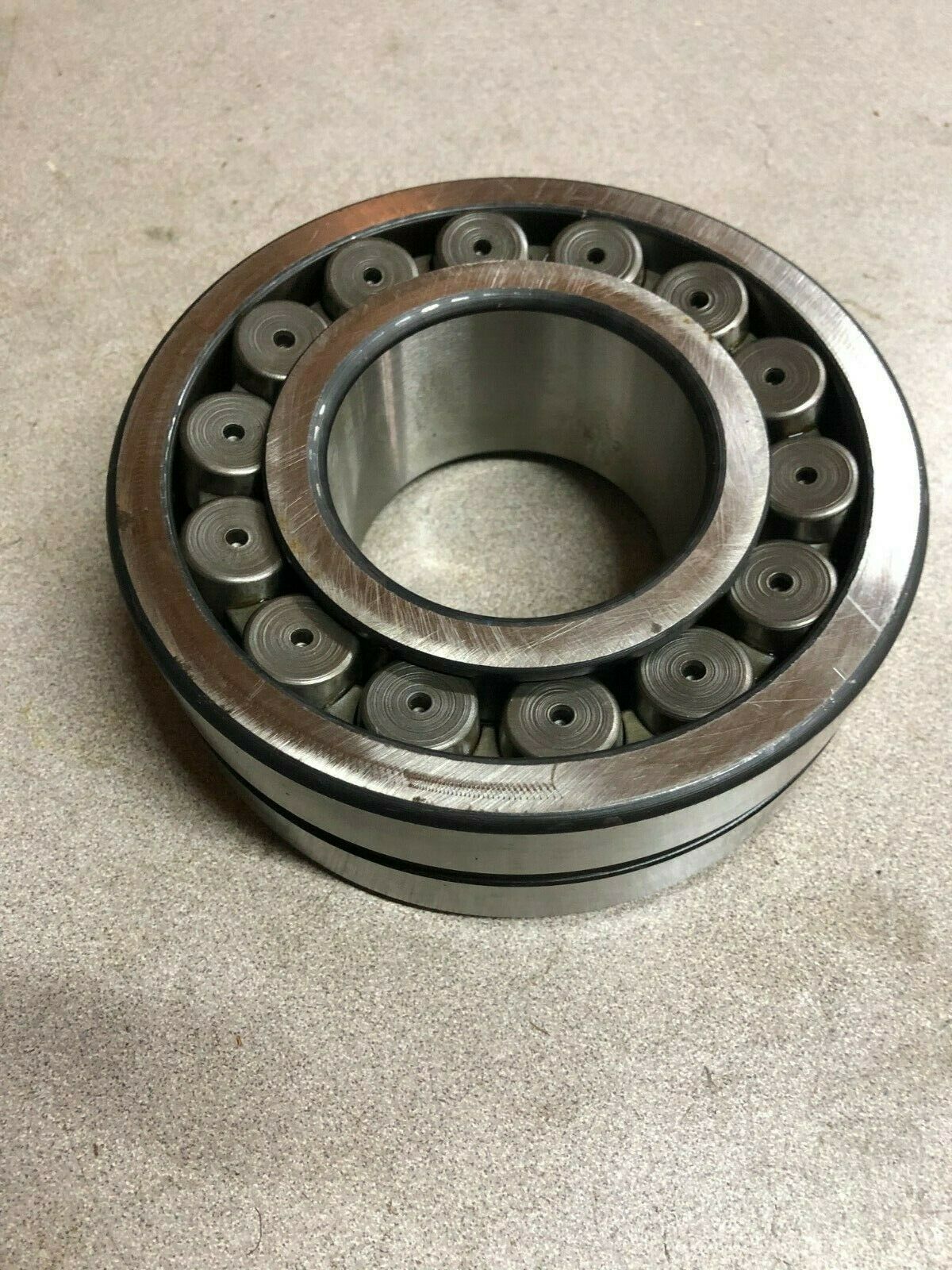 NEW NO BOX TORRINGTON SPHERICAL ROLLER BEARING 22315W33