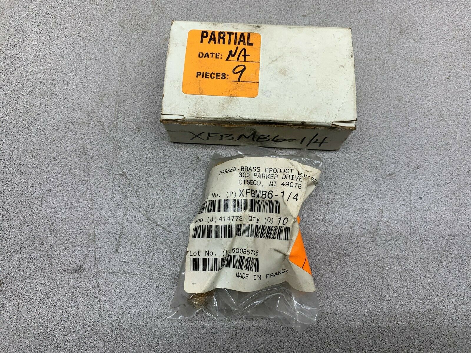 BOX OF 9 NEW IN BOX PARKER CONNECTOR XFBMB6-1/4