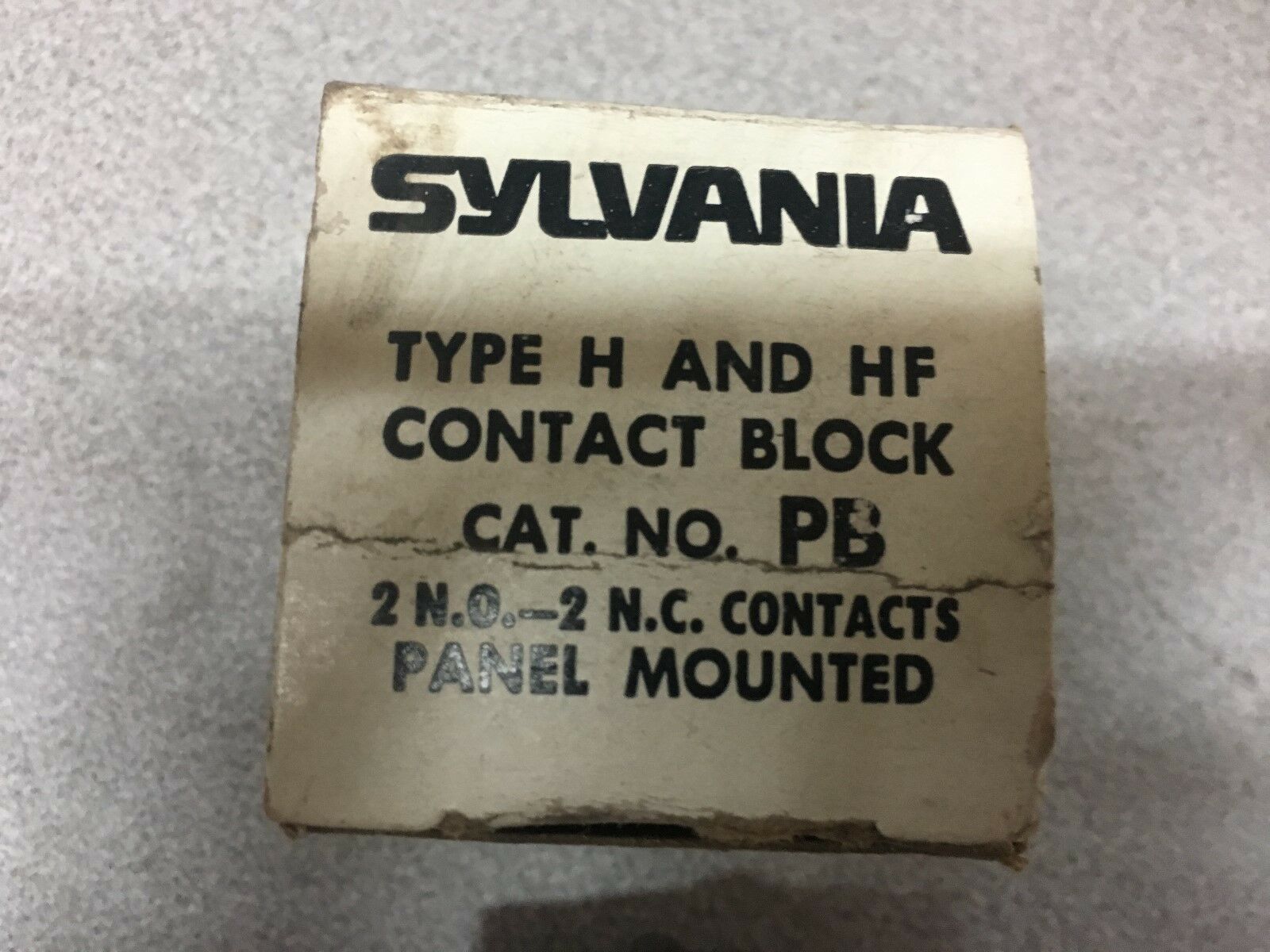 NEW IN BOX SYLVANIA CONTACT BLOCK PB