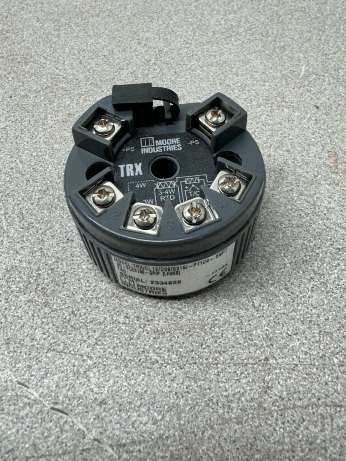 NEW NO BOX MOORE INDUSTRIES TRX/CL12/D38/S316/-PT1C4-.5NPT(H) ENCLOSURE