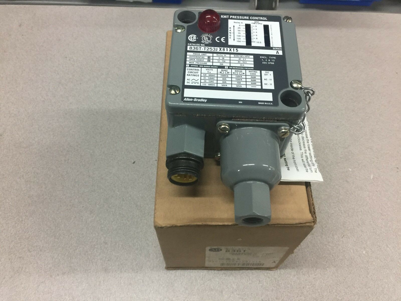 NEW IN BOX ALLEN BRADLEY PRESSURE CONTROL SWITCH 836T-T253JX81X15