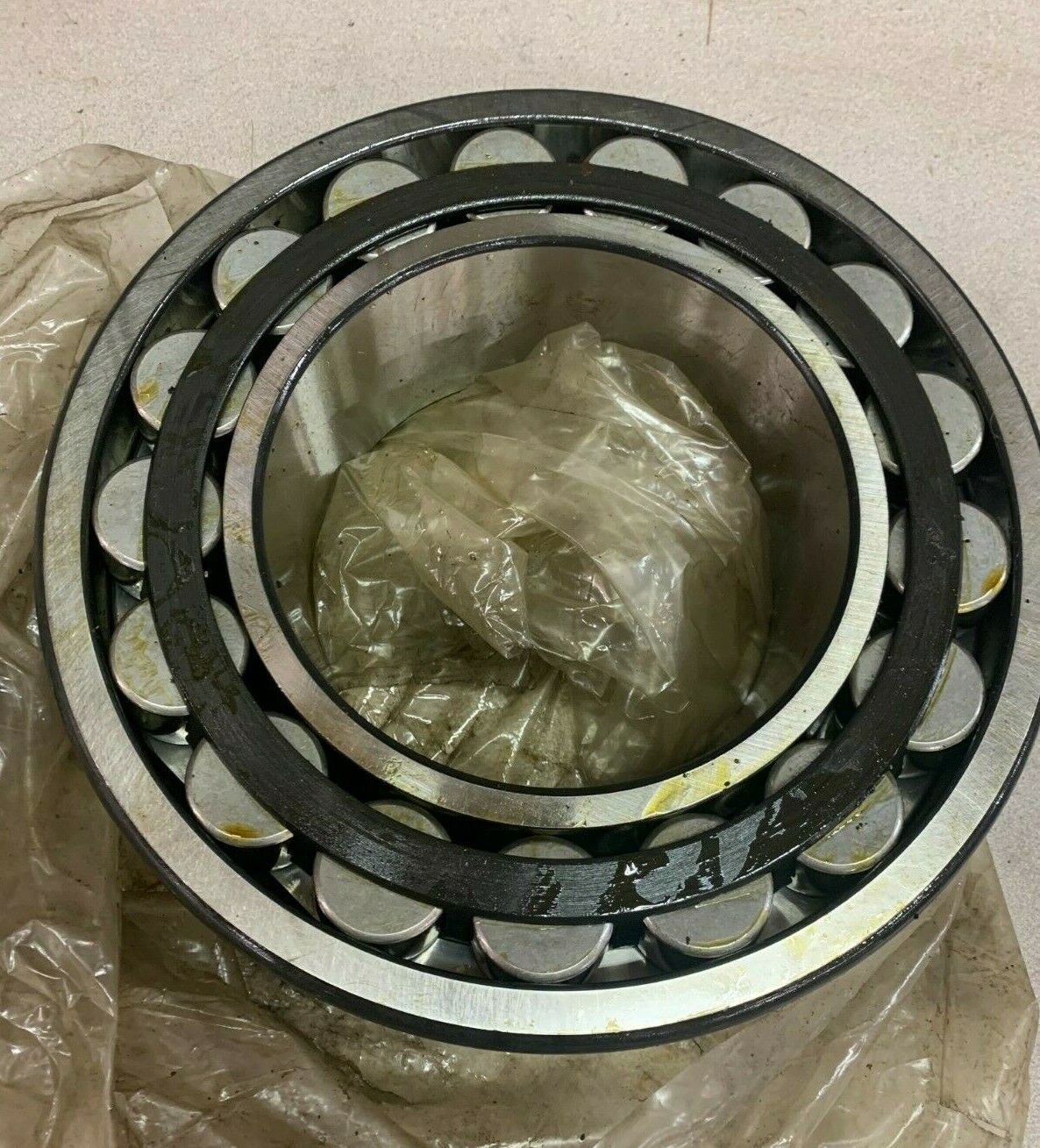 NEW NO BOX FAG SPHERICAL ROLLER BEARING 22234 E1K C3