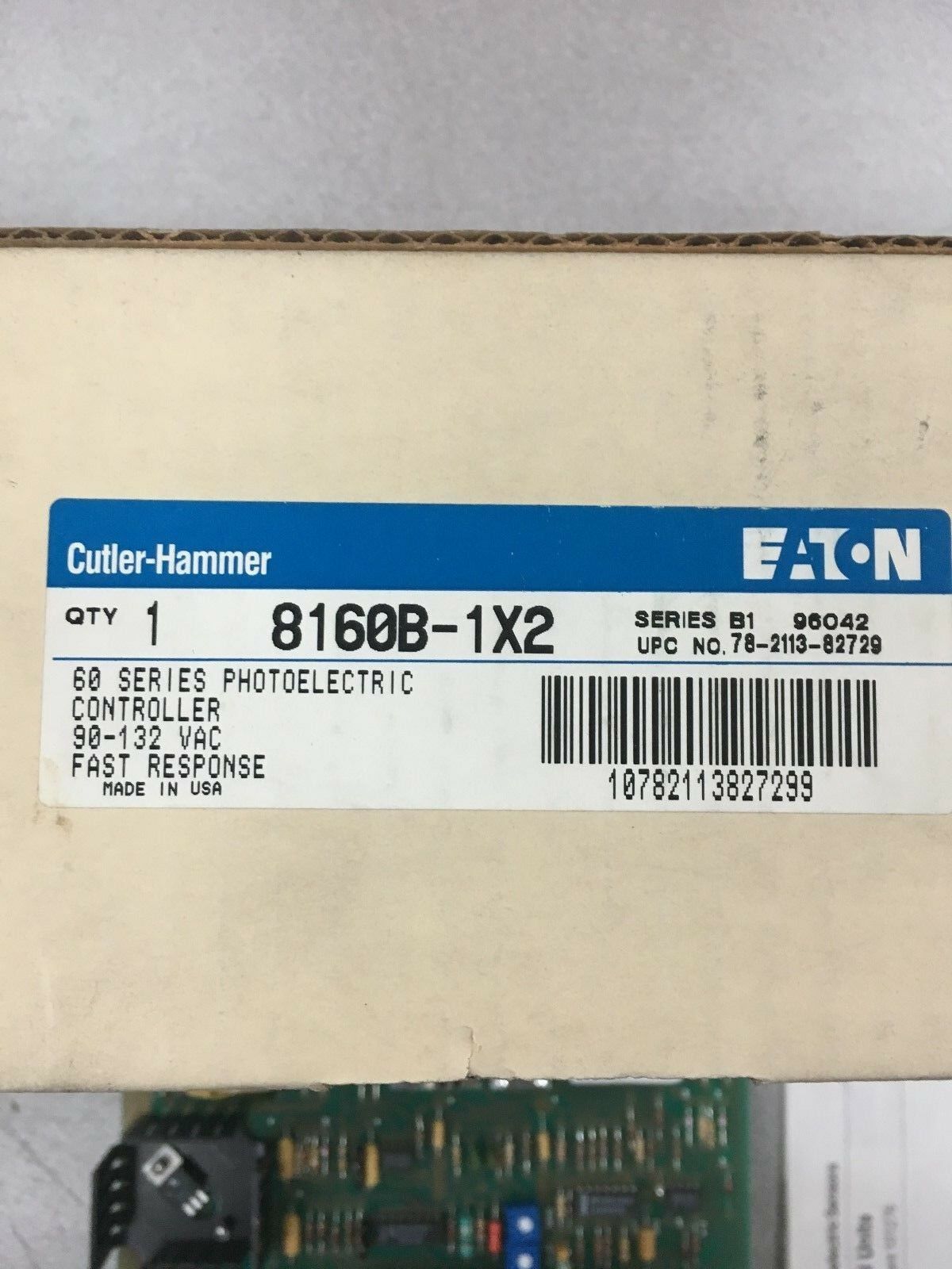 NEW IN BOX CUTLER-HAMMER 60 SERIES PHOTOELECTRIC CONTROLLER 8160B-1X2