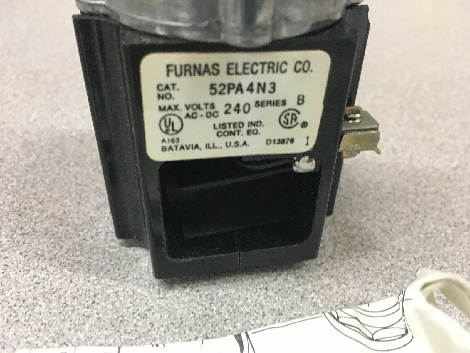 NEW NO BOX FURNAS PILOT LIGHT *NO LENS* 52PA4N3 SERIES B