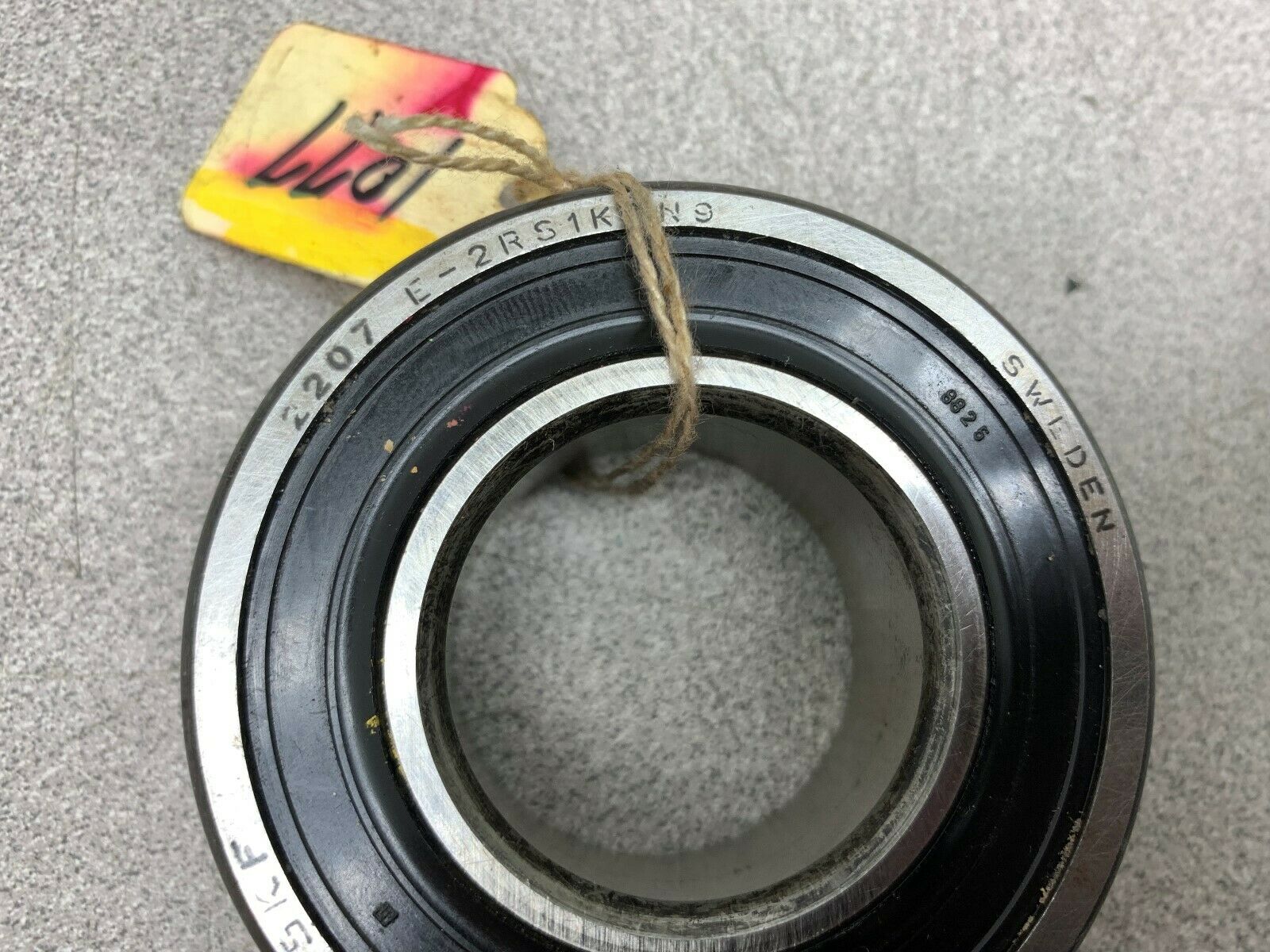 NEW NO BOX SKF BEARING 2207-E-2RS1KTN9