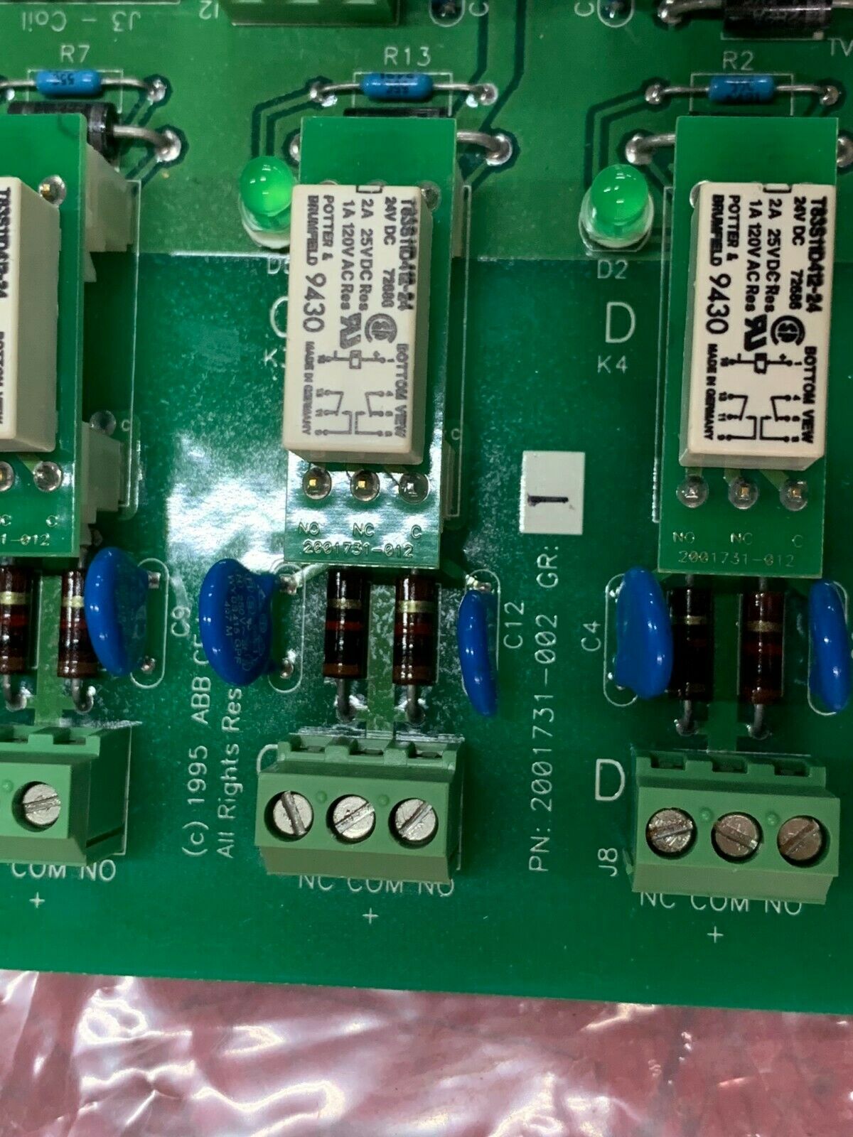 NEW NO BOX ABB CIRCUIT BOARD 2001731-002