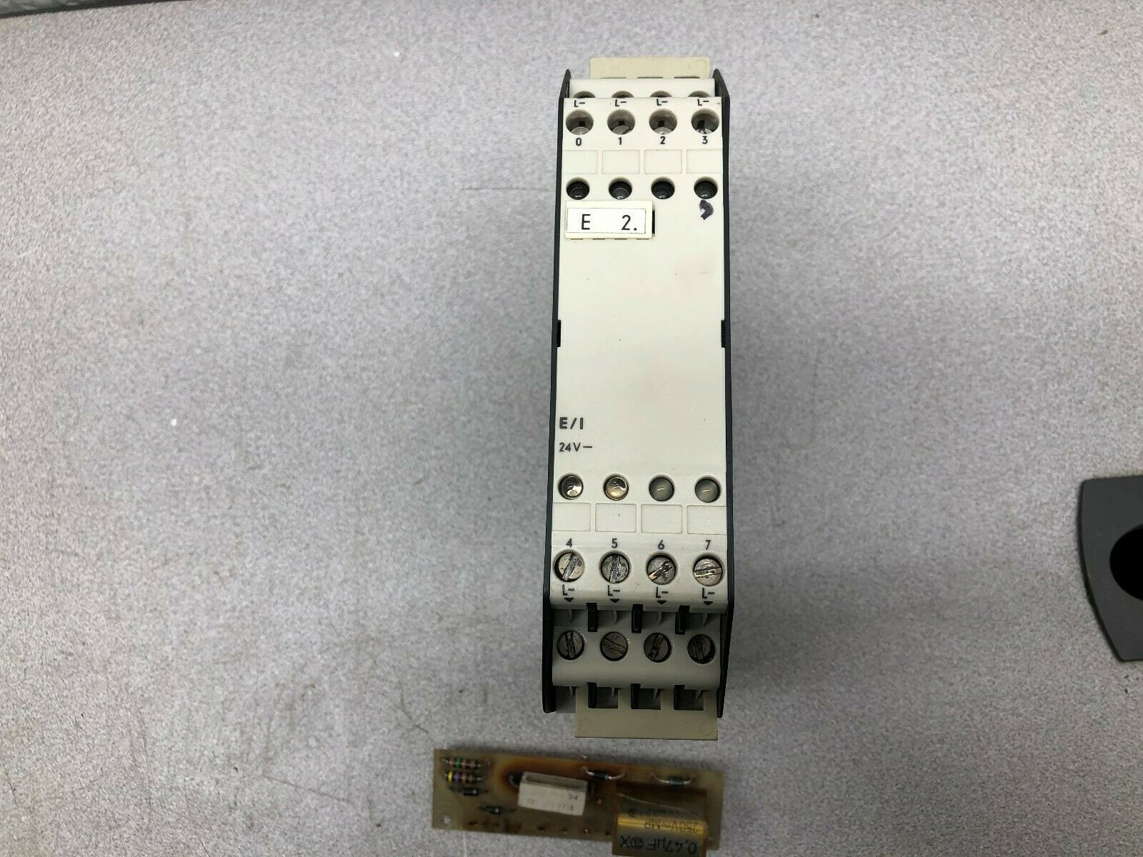 USED REMANUFACTURED SIEMENS SIMAATIC S5-110 DIGITALEINGABE 8 X E 24V MODULE 6ES5