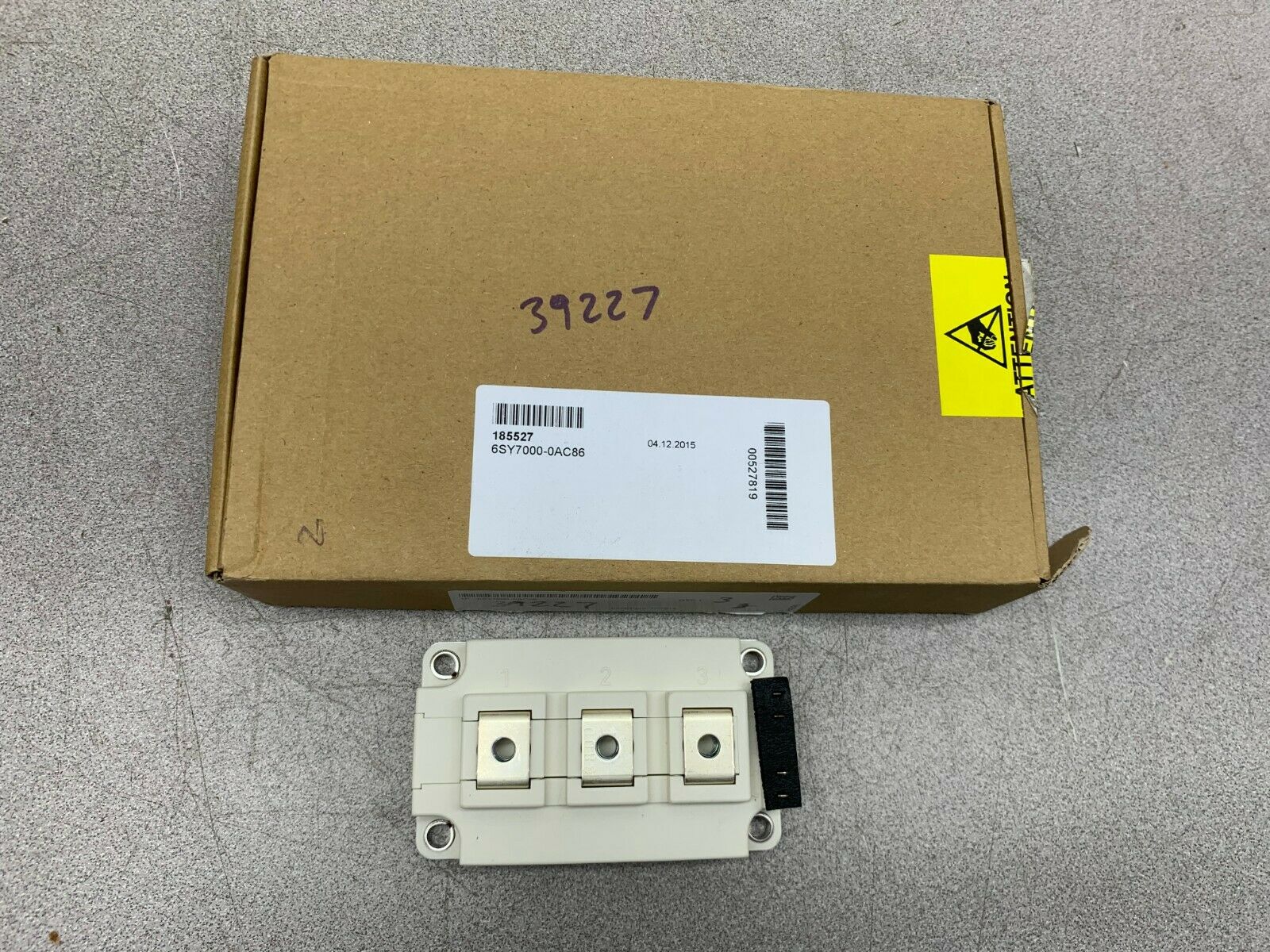 NEW IN BOX SIEMENS IGBT TSTR MODULE 6SY7000-0AC86