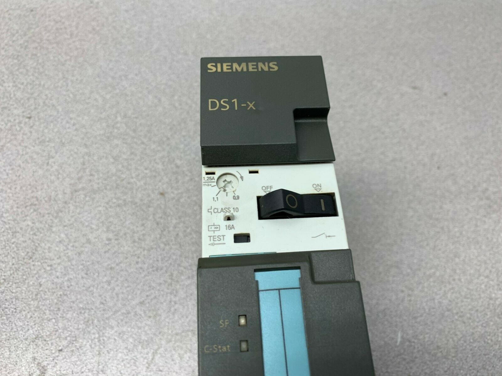 NEW NO BOX SIEMENS MOTOR STARTER 3RK1301-0KB00-0AA2