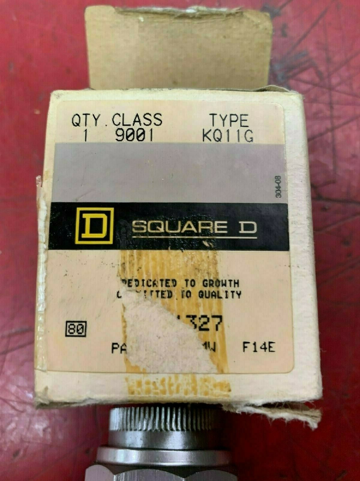 NEW IN BOX SQUARE D GREEN PUSHBUTTON 9001 KQ11G