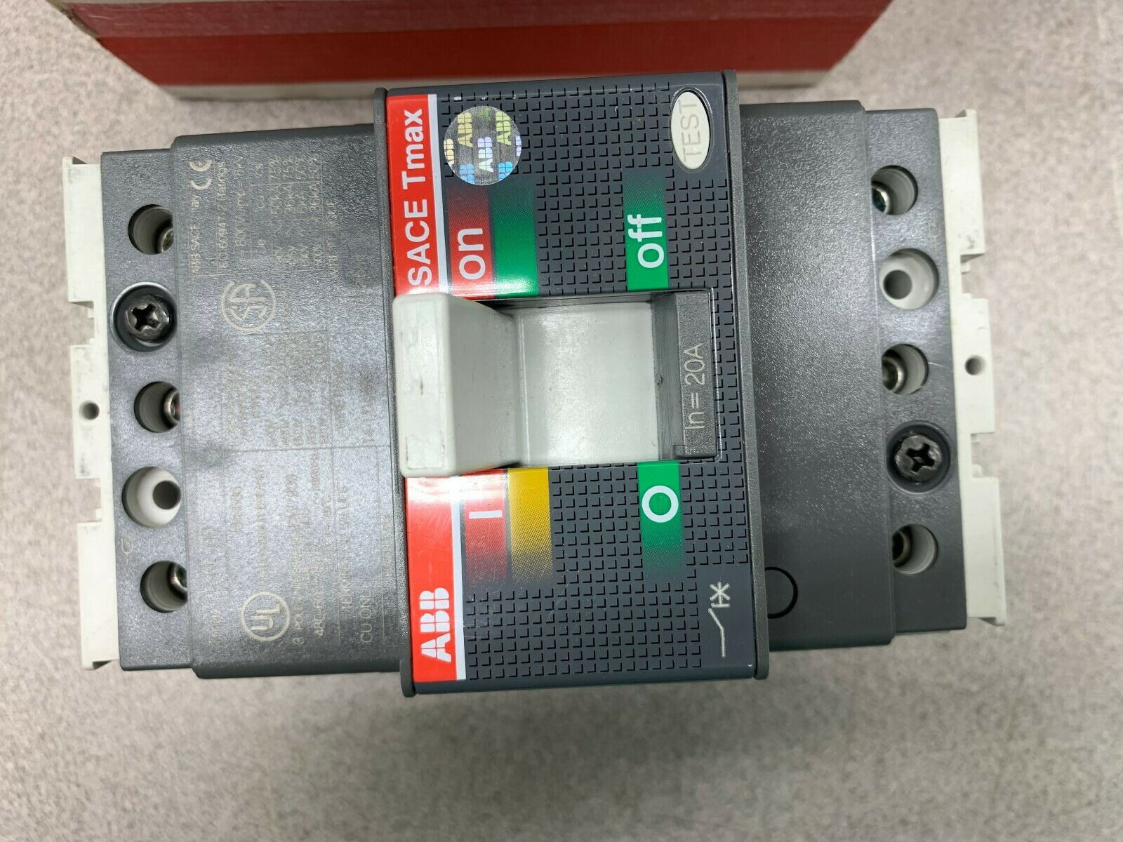 NEW IN BOX ABB BREAKER 1SDA061800R1