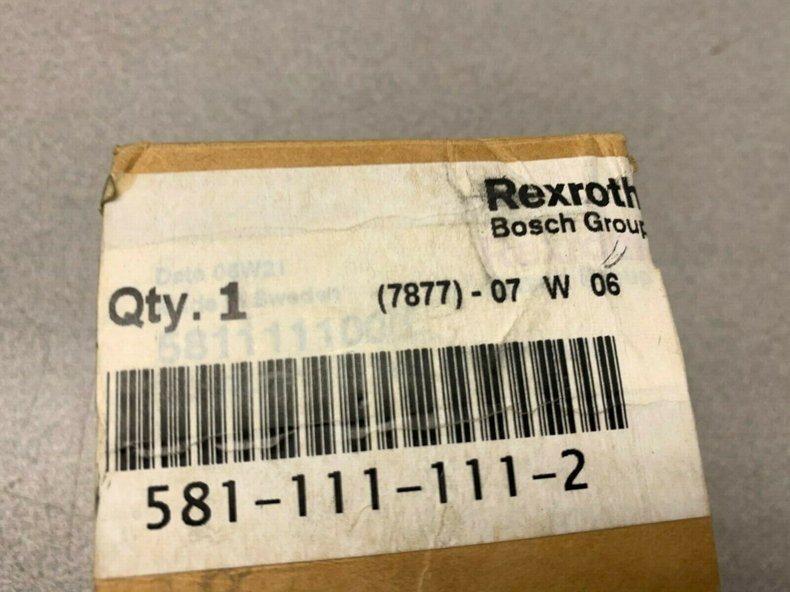 NEW IN BOX REXROTH VALVE 5811111000