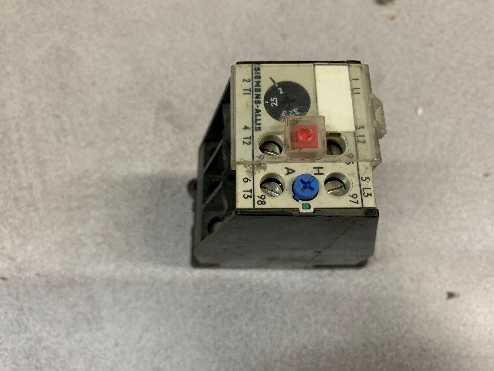 USED SIEMENS RELAY OLR0320