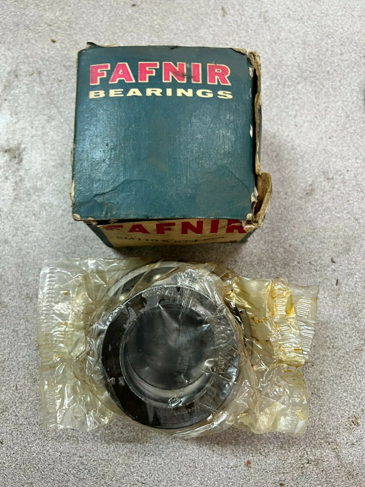 NEW IN BOX FAFNIR BALL BEARING SM1108KT