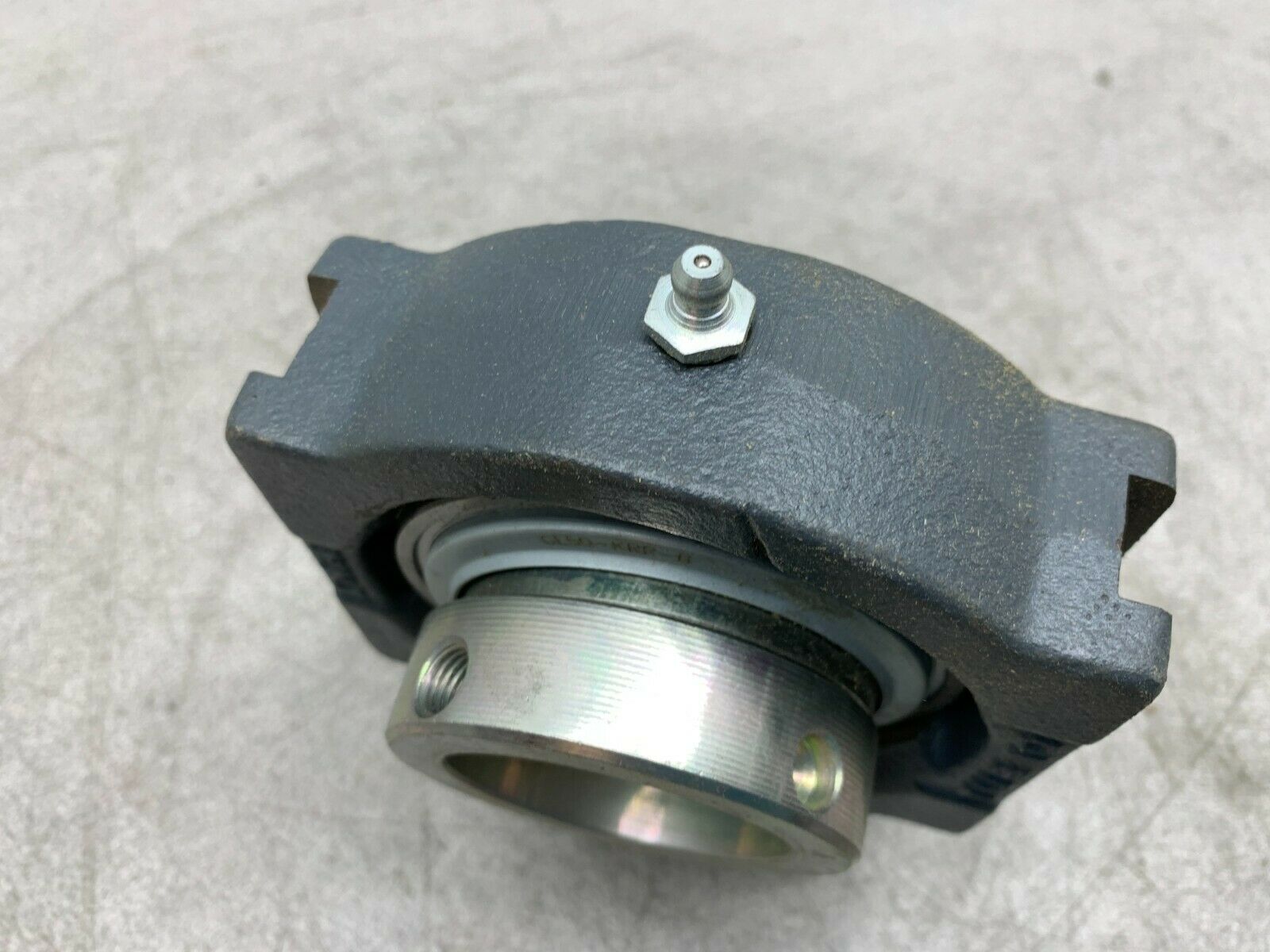 NEW NO BOX INA TAKE-UP BEARING RTUE50