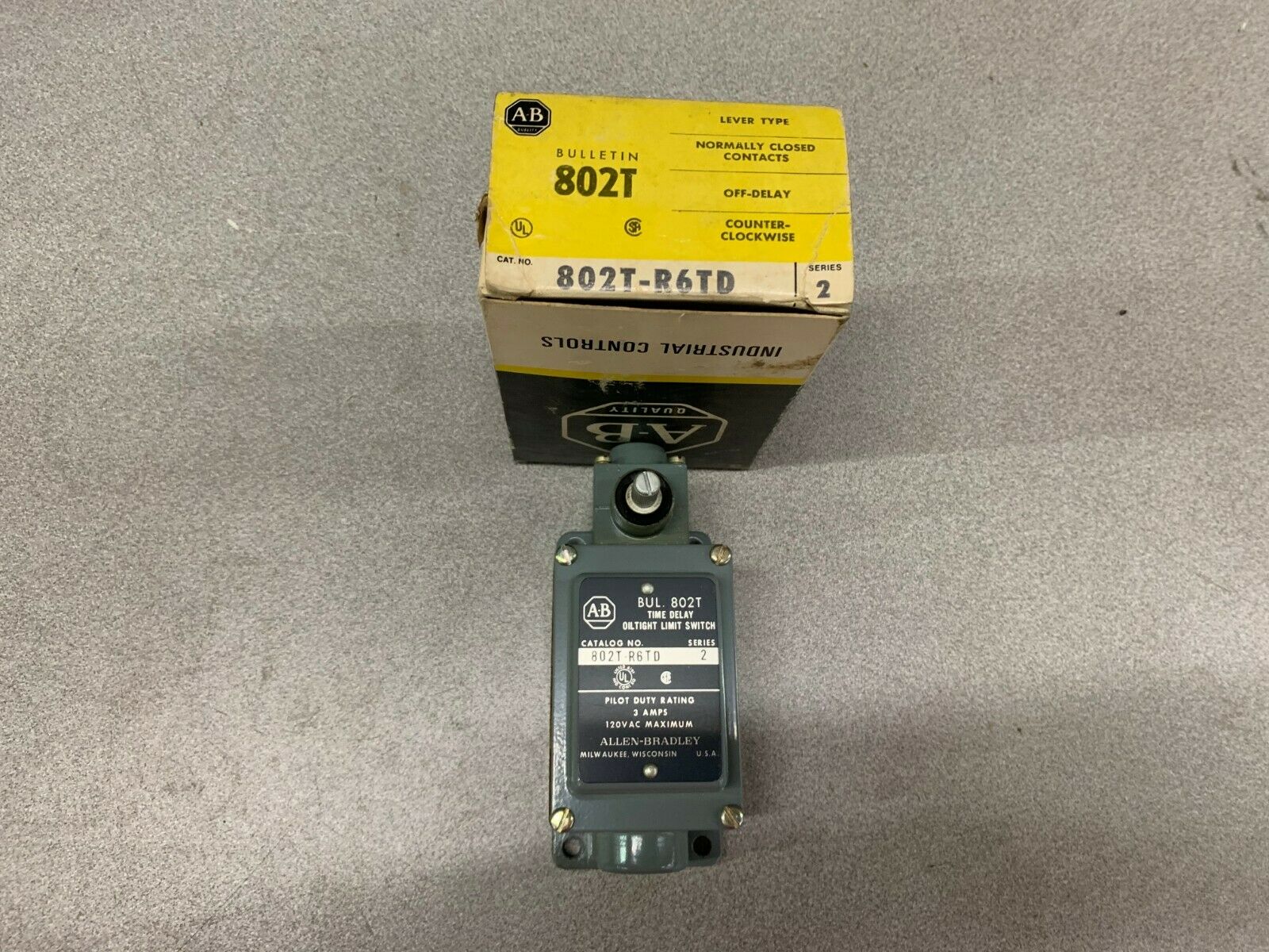 NEW IN BOX ALLEN BRADLEY LIMIT SWITCH 802T-R6TD SERIES 2