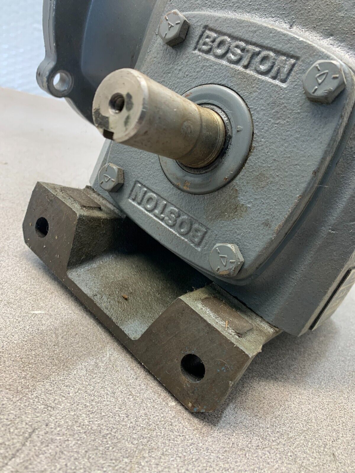 USED BOSTON GEAR SPEED REDUCER 60:1 RATIO F718-60-B5-J