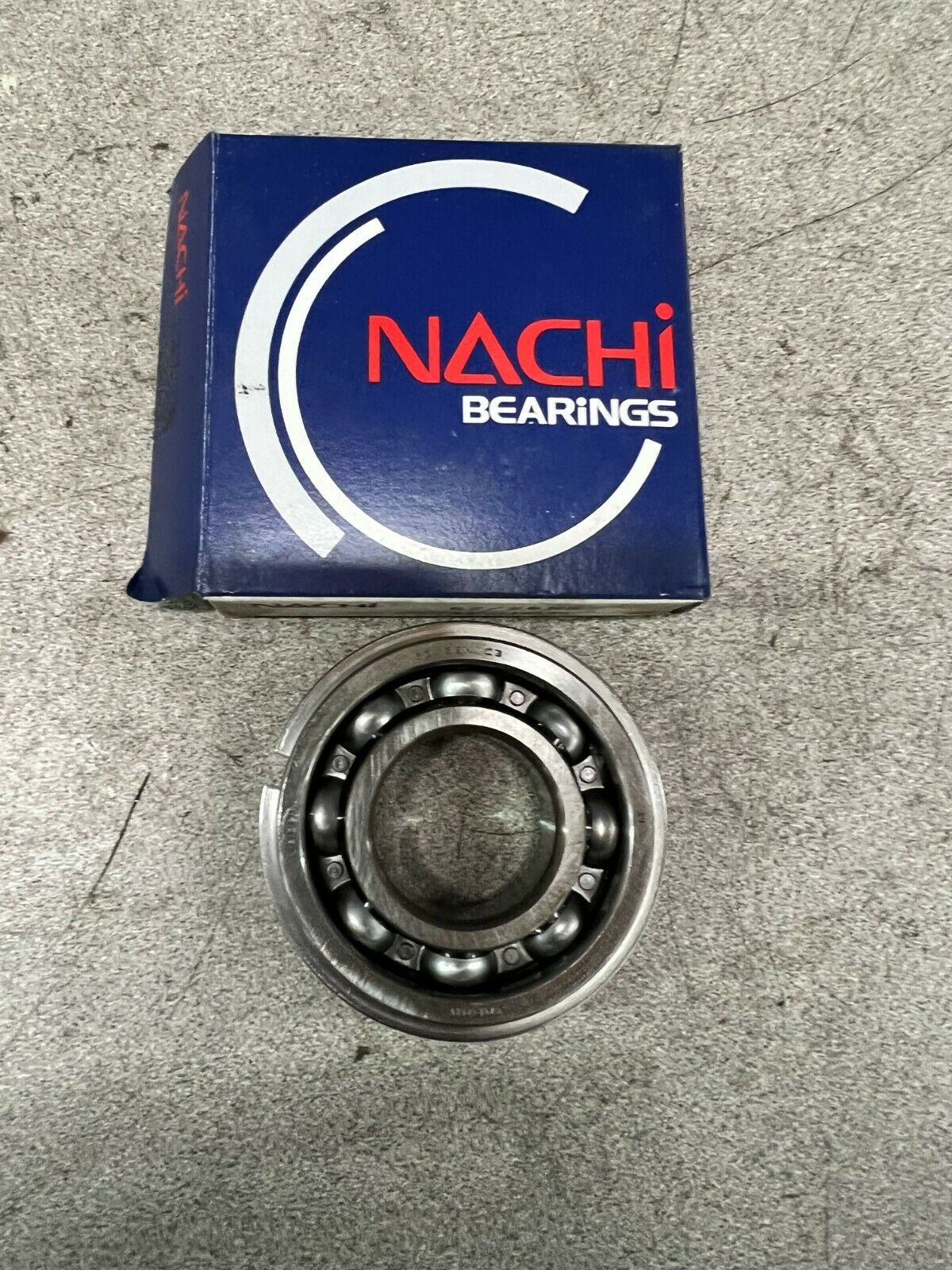 NEW IN BOX NACHI 62/28NR ROLLER BEARING 62/28N C3