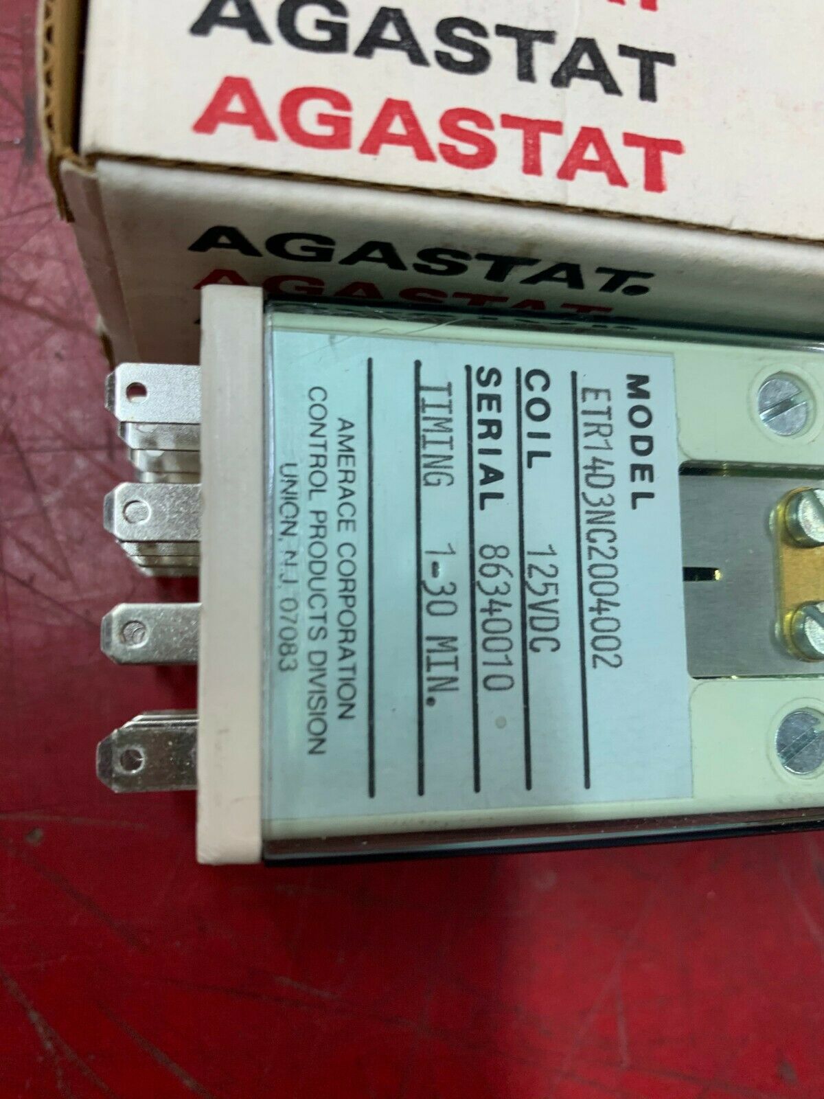 NEW IN BOX AGASTAT 1-30 MIN. TIMING RELAY ETR4D3NC2004002