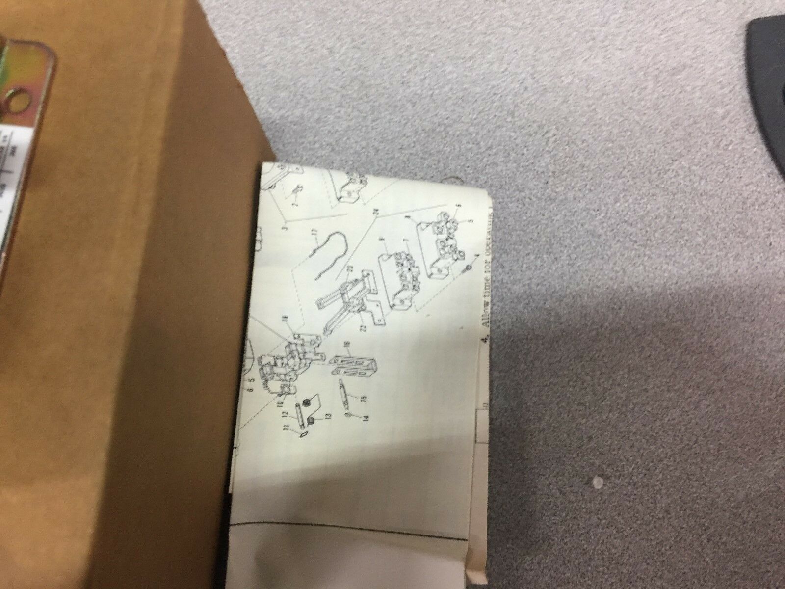 NEW IN BOX SQUARE D 120VAC PNEUMATIC TIMING RELAY A010EV02
