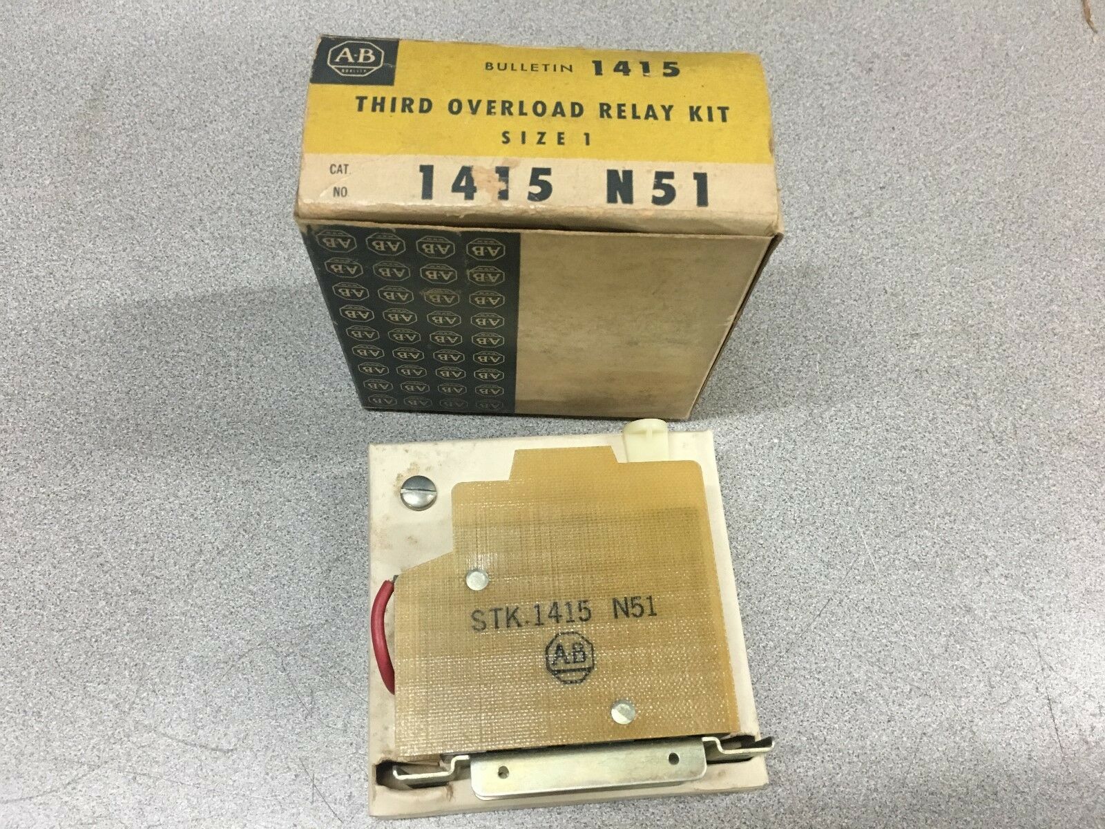 NEW IN BOX ALLEN BRADLEY OVERLOAD RELAY KIT 1415 N51