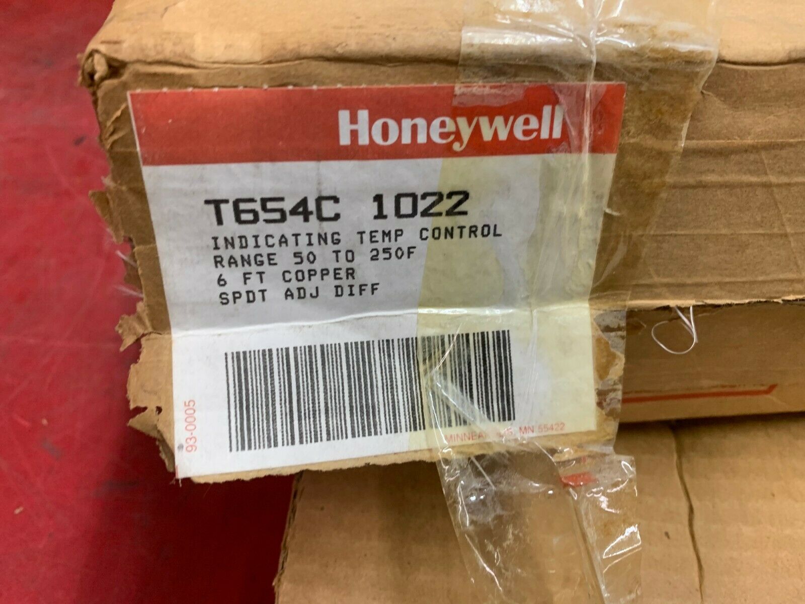 NEW IN BOX HONEYWELL INDICATING TEMPERATURE CONTROL SWITCH T654C 1022