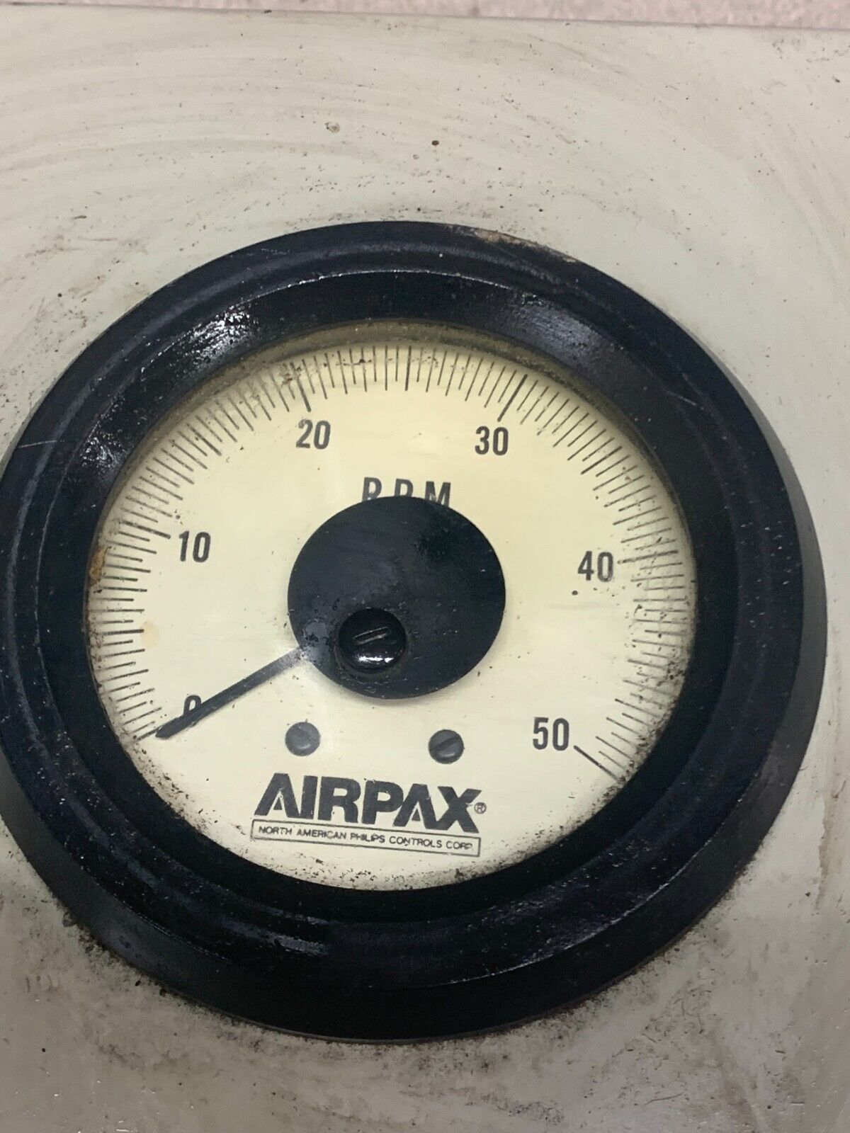 USED AIRPAX PRECISION CONTROL TACHOMETER 080-300-1055 IN ENCLOSURE WITH GAUGE