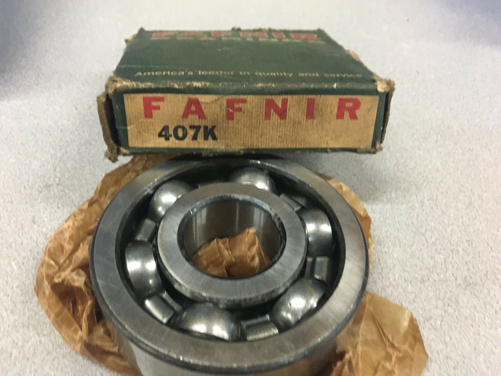 NEW IN BOX FAFNIR BEARING 407K