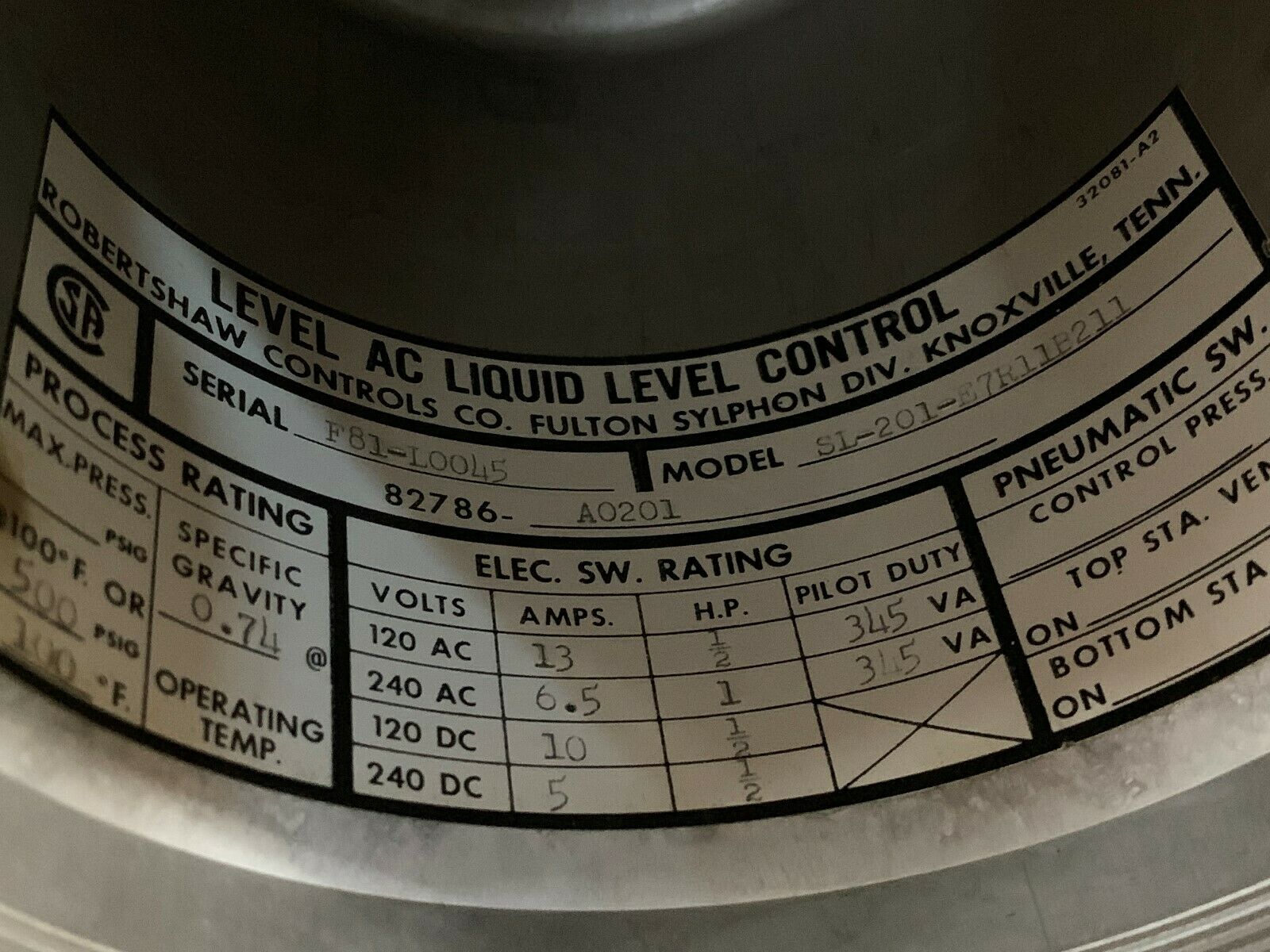 NEW NO BOX ROBERTSHAW LEVEL AC LIQUID LEVEL CONTROL SL-201-E7R11B211