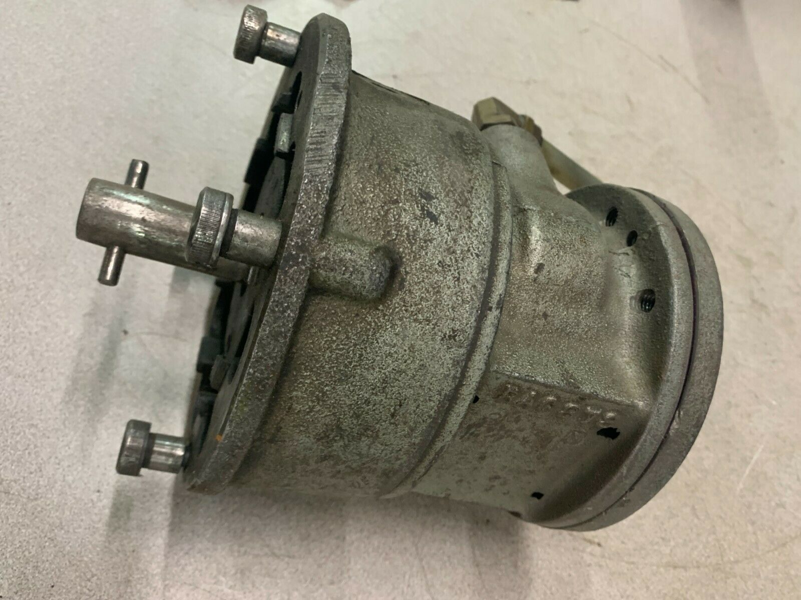 USED GAST AIR MOTOR 8AM-NRV-32A