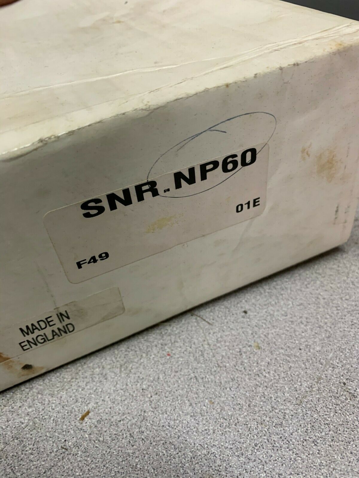 NEW IN BOX SNR NP60 PILLOW BLOCK BEARING 1060-60G