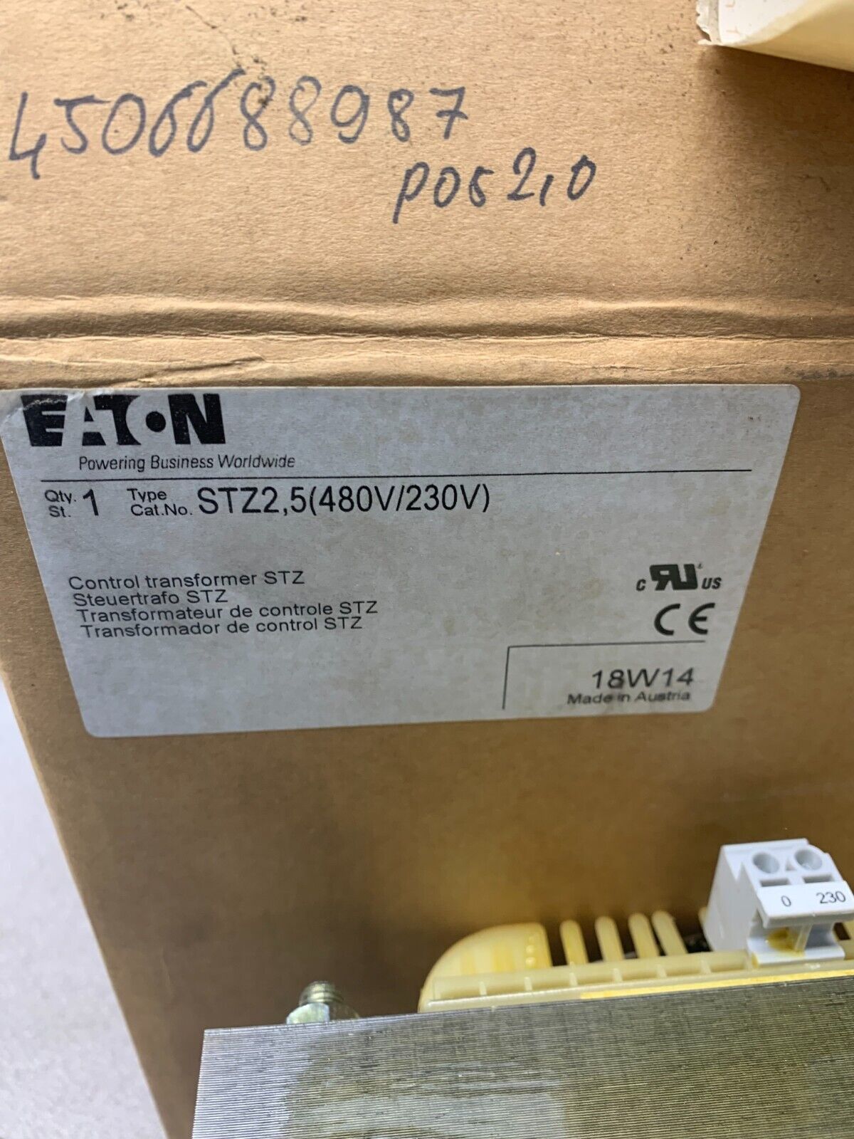 NEW IN BOX  EATON STZ2,5 TRANSFORMER 402271/1 (480V/230V)