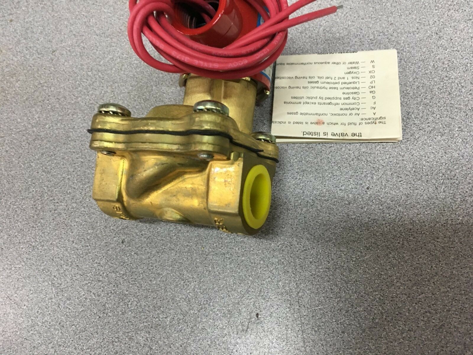 NEW IN BOX HONEYWELL SKINNER SOLENOID VALVE 2LG2LB4150