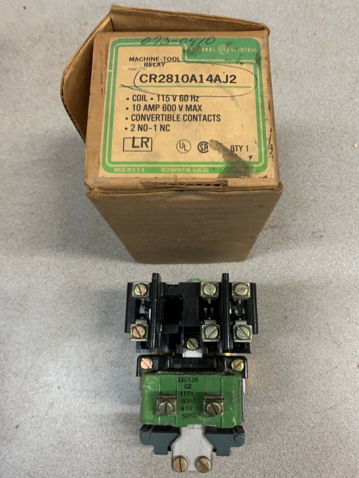 NEW IN BOX GE RELAY CR2810A14AJ2