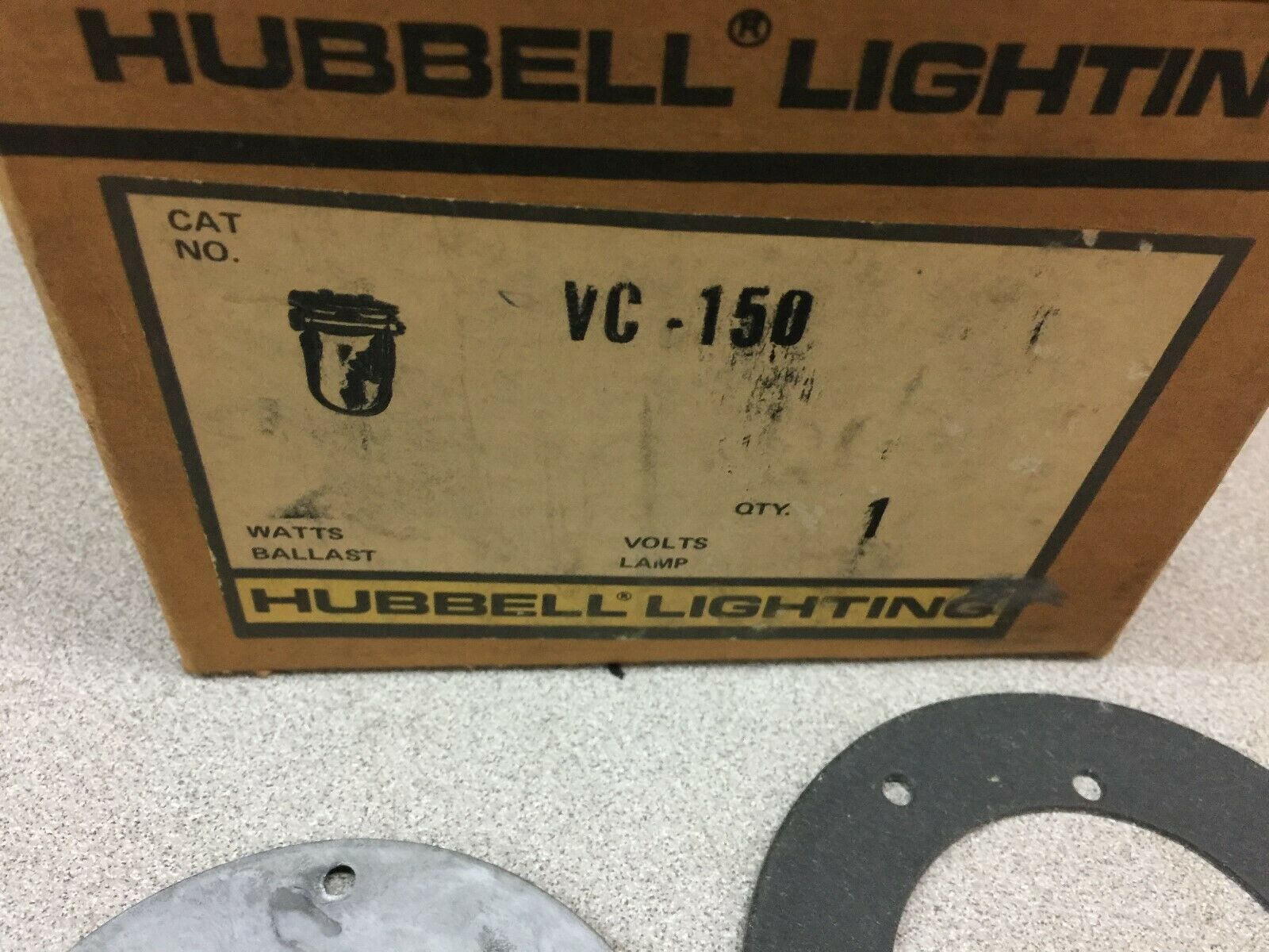 NEW IN BOX HUBBELL LIGHTING FIXTURE VC-150