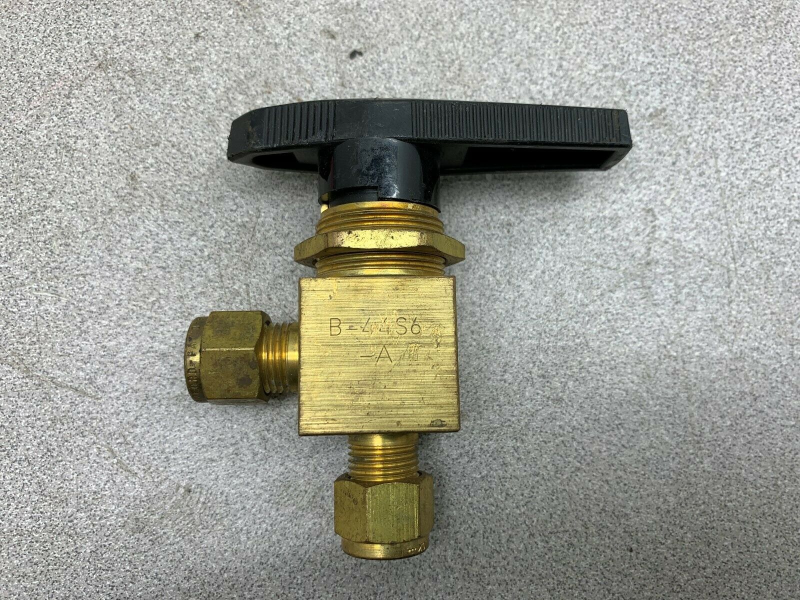 NEW NO BOX WHITEY VALVE B-44S6-A