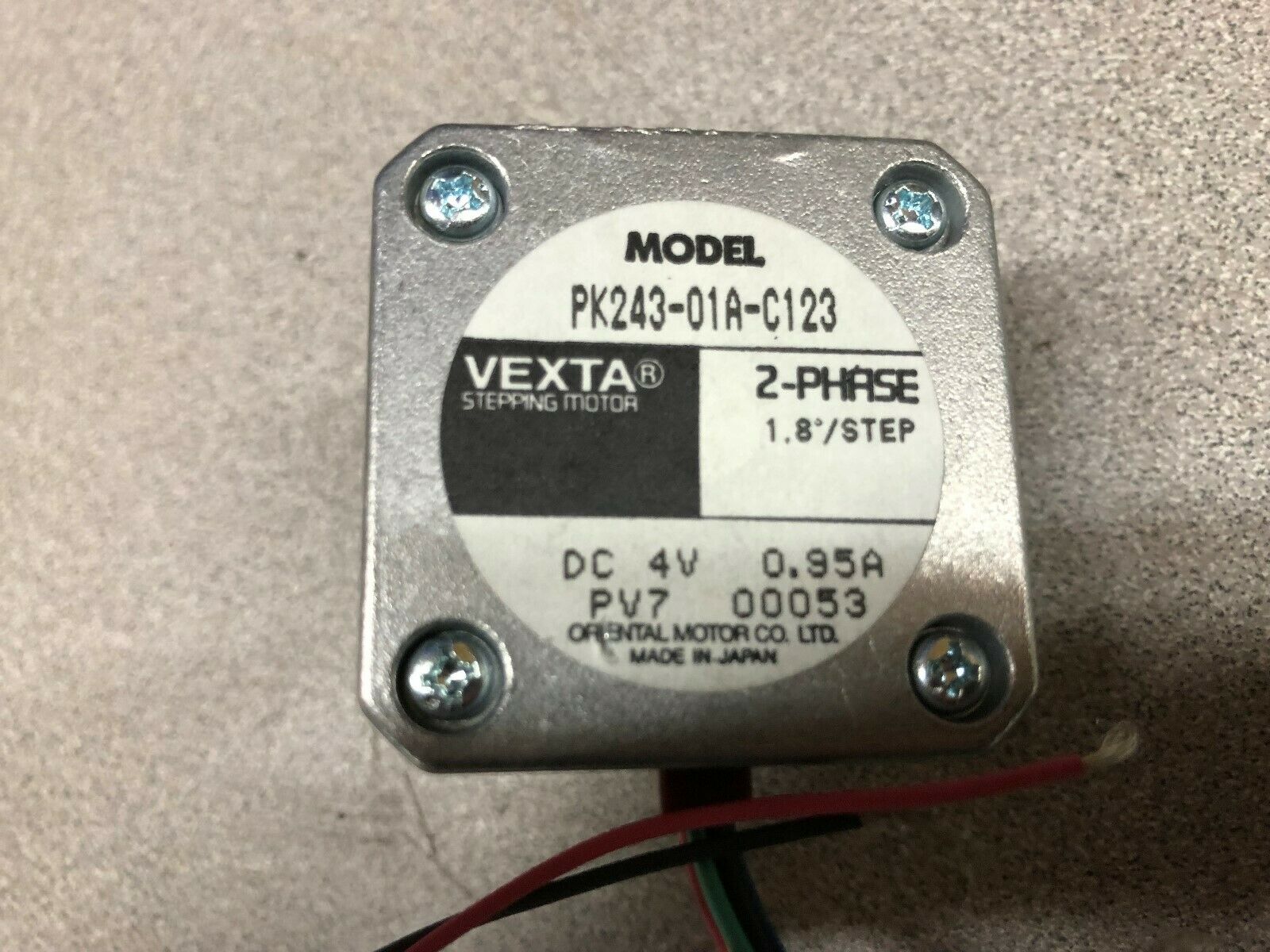 NEW NO BOX VEXTA 4 VDC 2 PH 1.8 DEG/STEP 0.95A 7 STEPPER MOTOR PK243-01A-C123