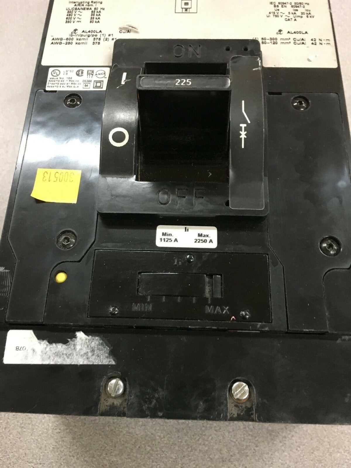 USED SQUARE D 3 POLE 225 AMP MOLDED CASE CIRCUIT BREAKER LHL36225