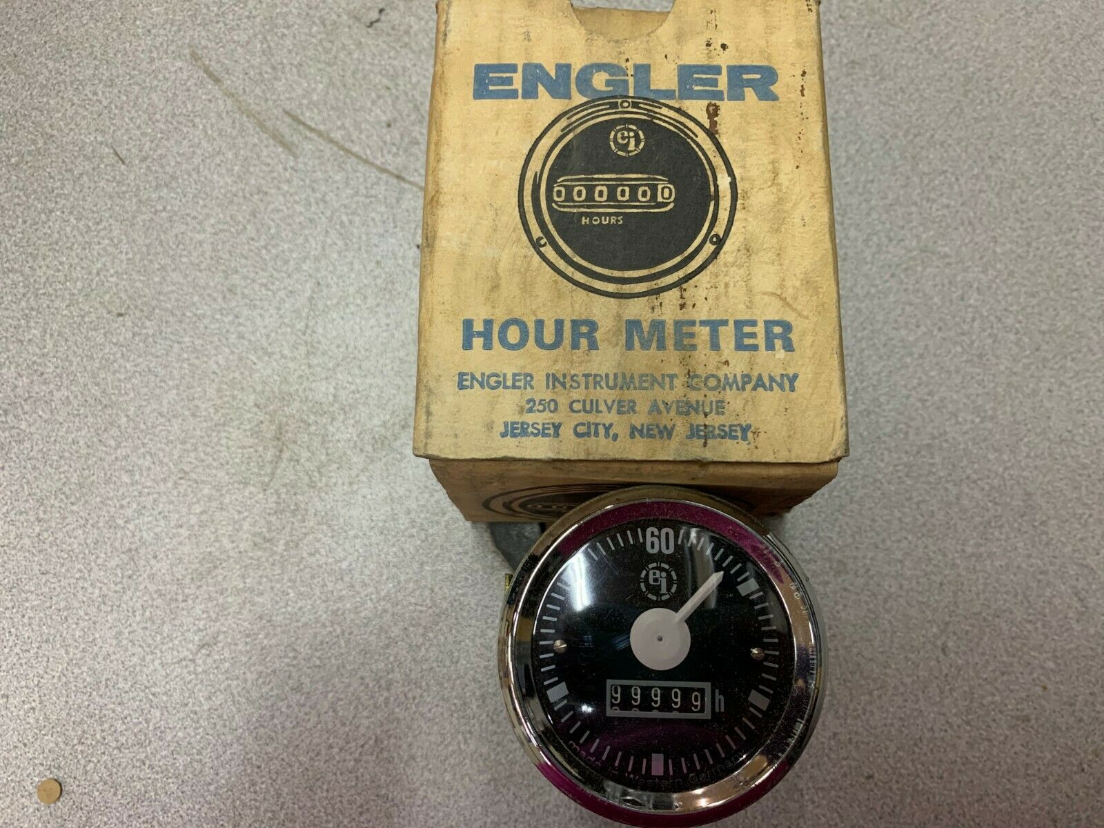 NEW IN BOX ENGLER METER V100H