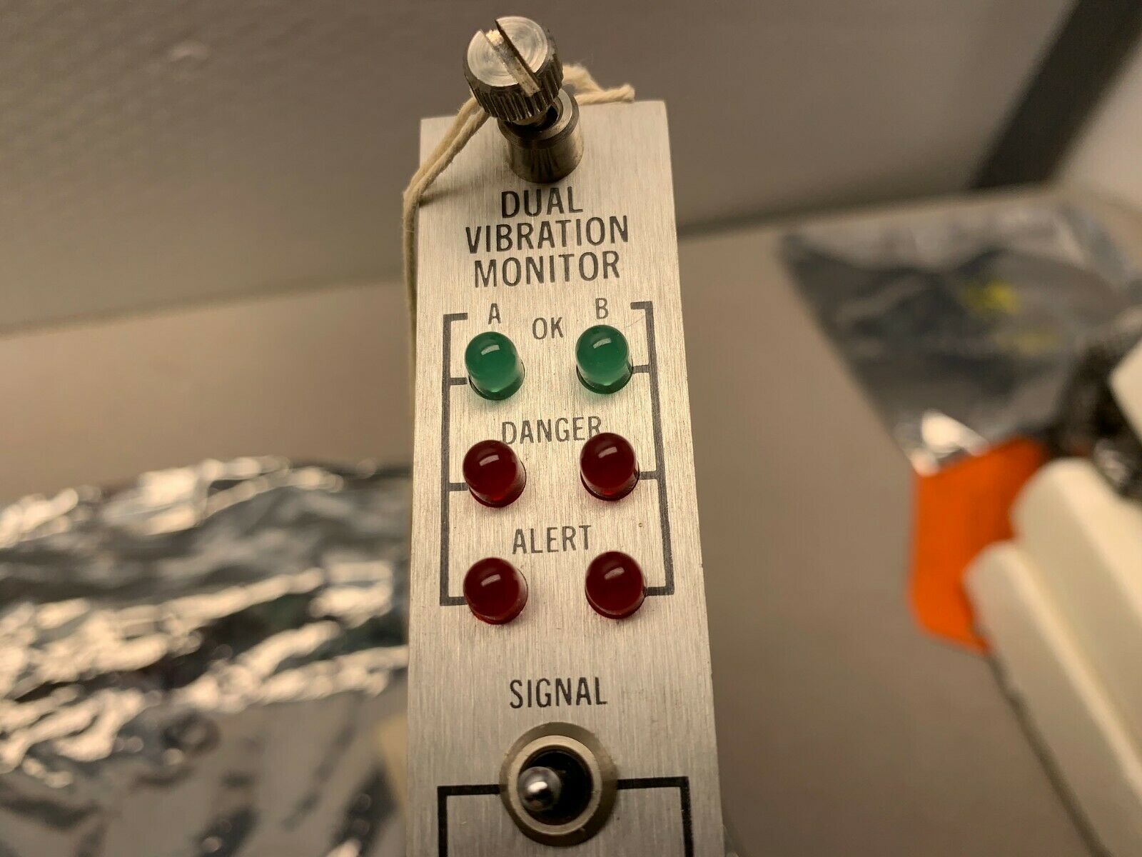 NEW NO BOX BENTLY NEVADA DUAL VIBRATION MONITOR PWA 24713-01Z